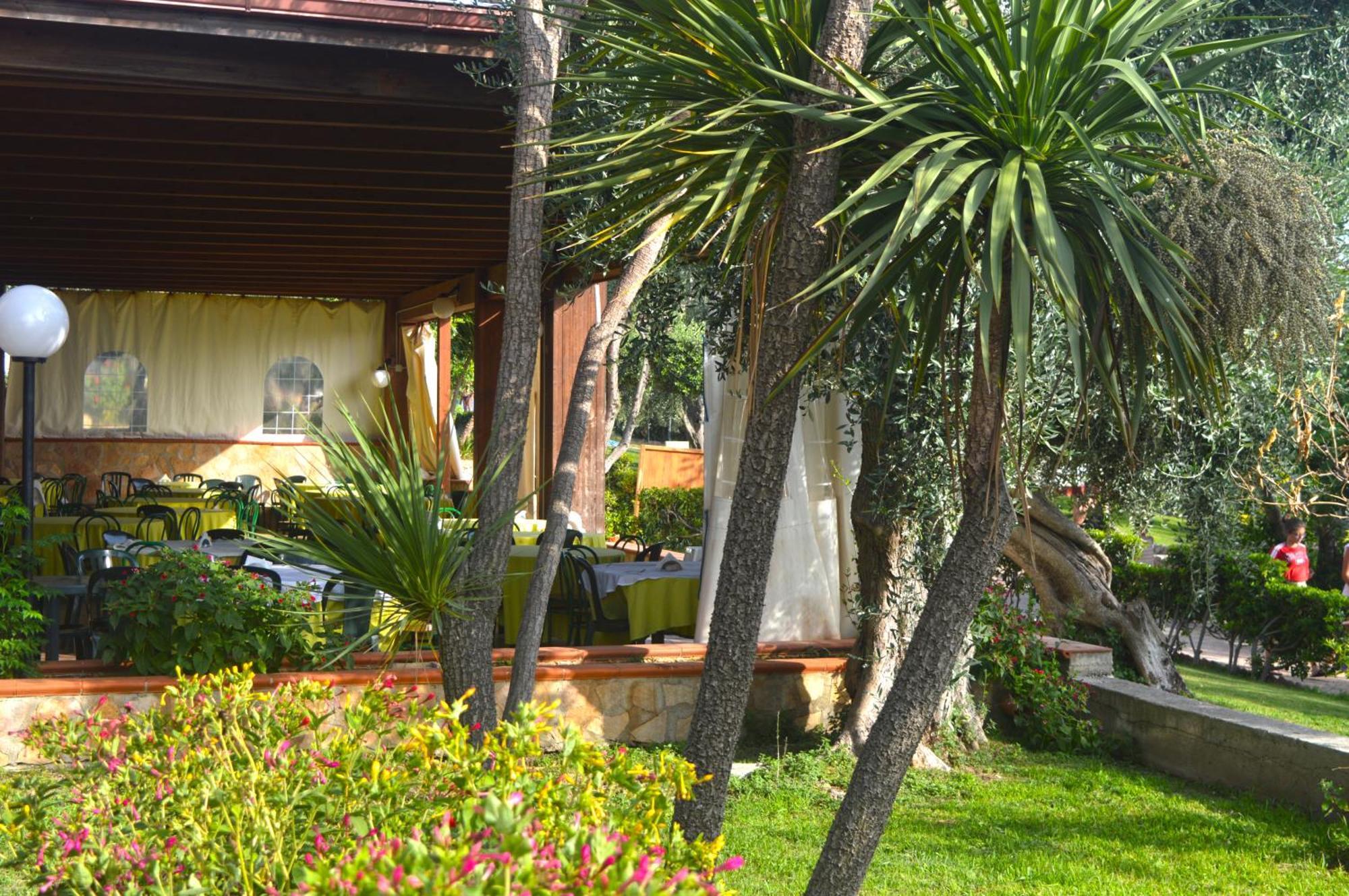 רודי גרגניקו Villaggio Uliveto מראה חיצוני תמונה